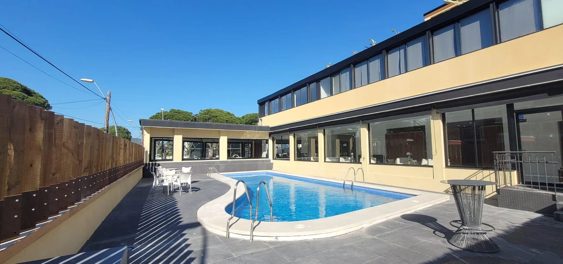 Hotel 153 Castelldefels
