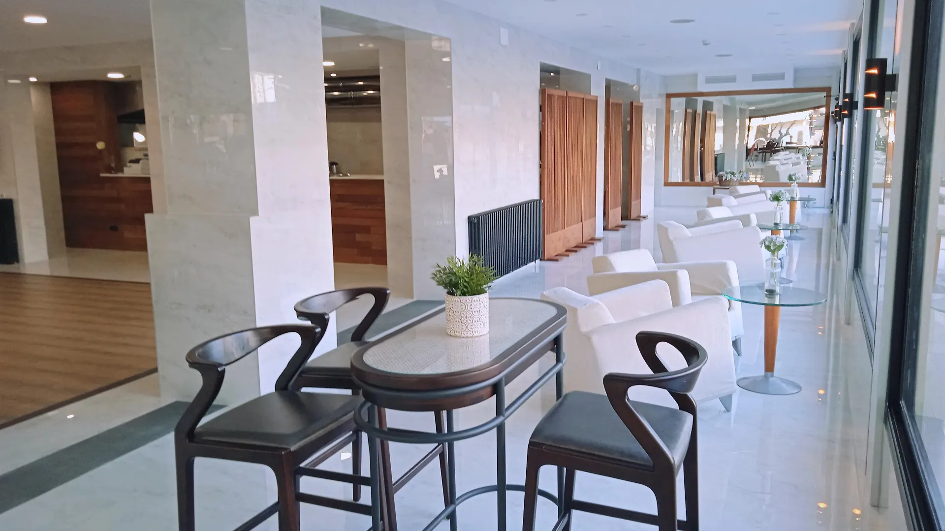 Hotel 153 Castelldefels